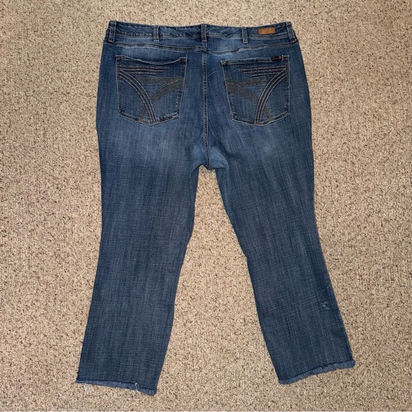 Seven7 Boot Jeans - Picture 2 of 6